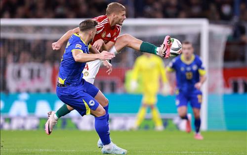Hungary đấu với Bosnia và Herzegovina